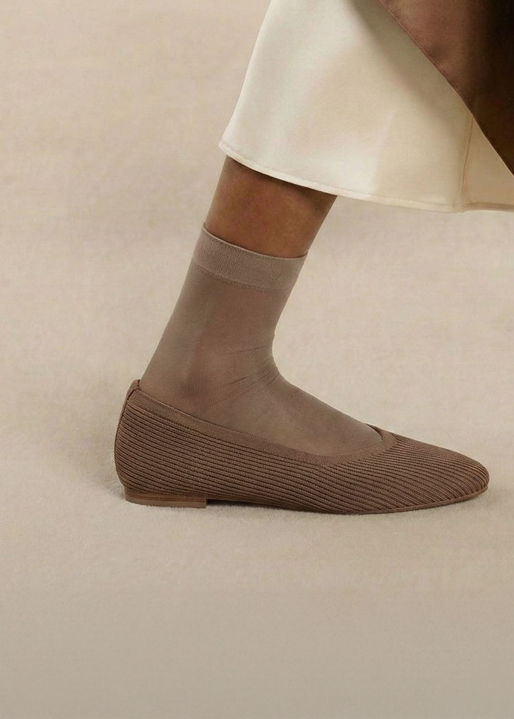 페미닌한 무드로 만들어낸 일상