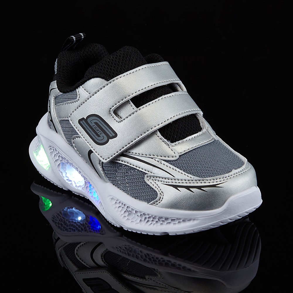 스케쳐스 메테오 라이츠