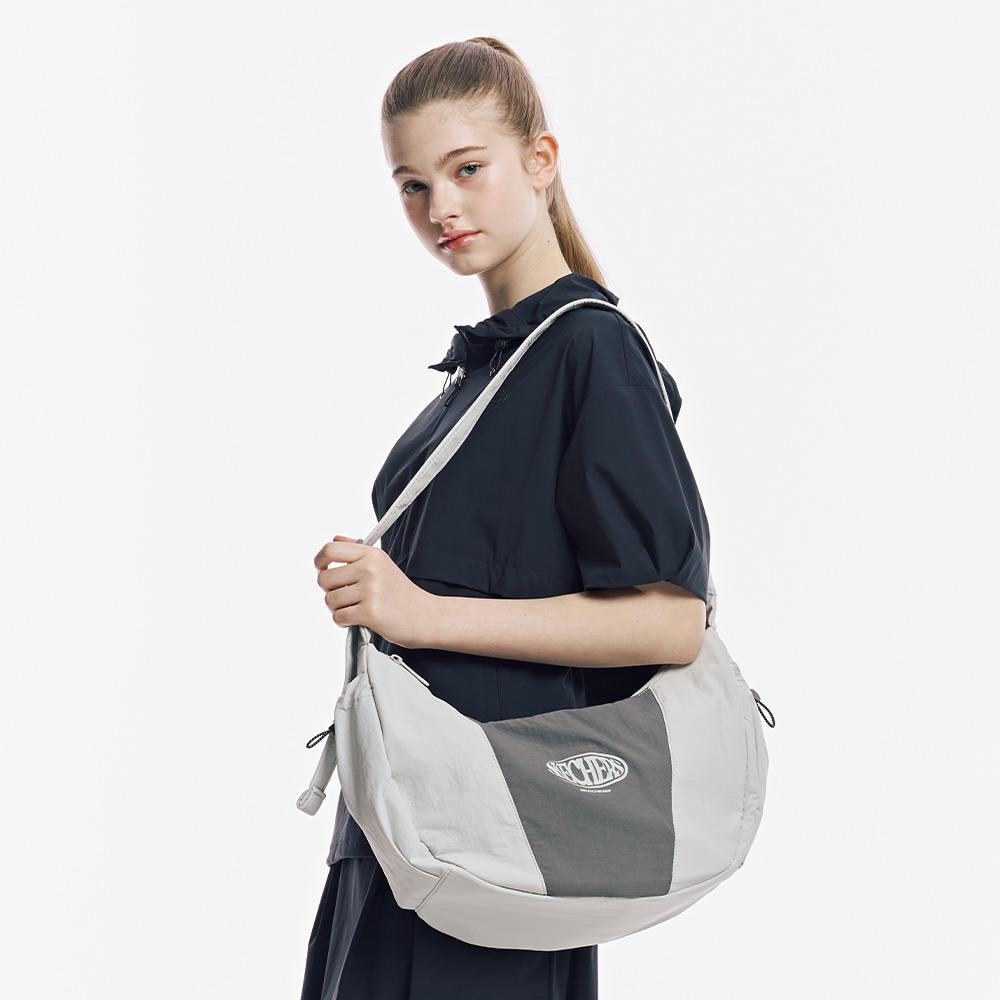 유니 라운드 배색 숄더백