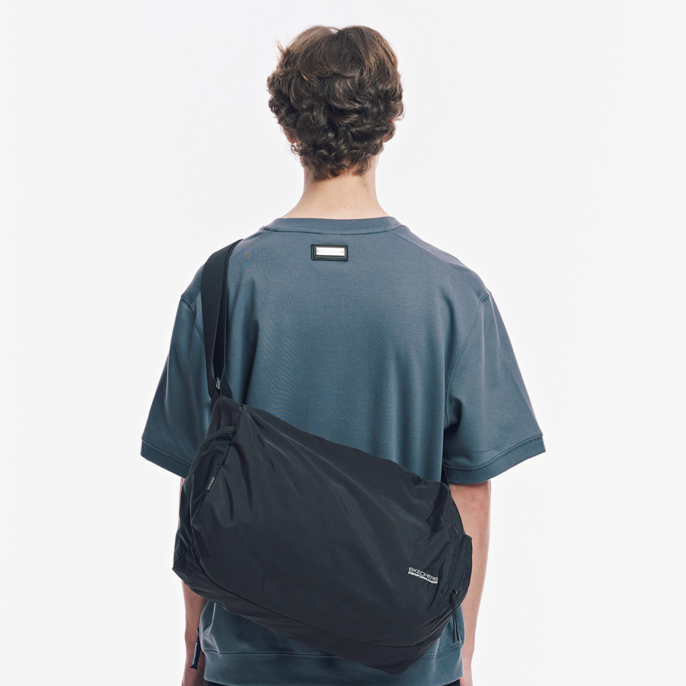 유니 유틸리티 더플백